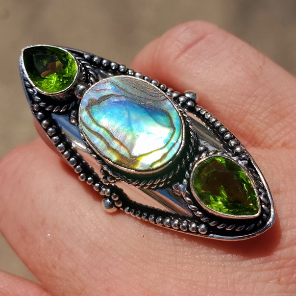 New Abalone Shell & Peridot 925 Silver Statement Ring. - Picture 9 of 16